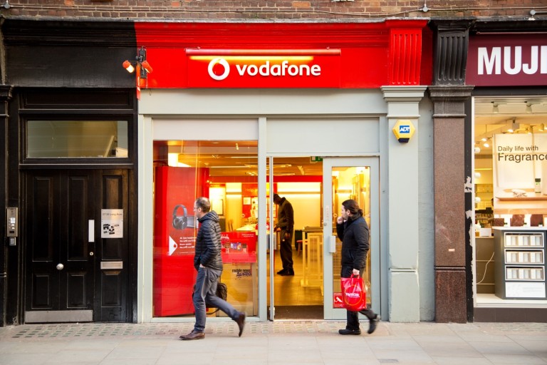 оператор-vodafone