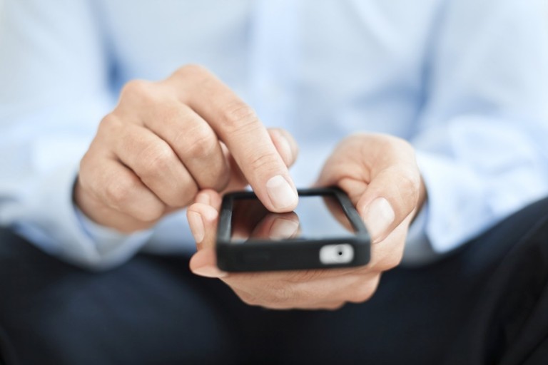 personalu-klinike-v-kitae-zaprescheno-pokupat-iphone-7-i-iphone-7-plus_1