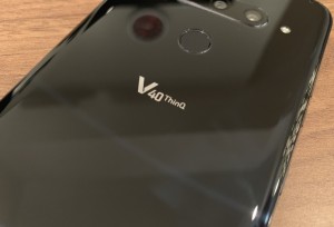 Обзор LG V40 ThinQ