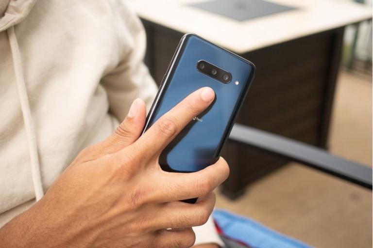 Первый телефон LG 5G
