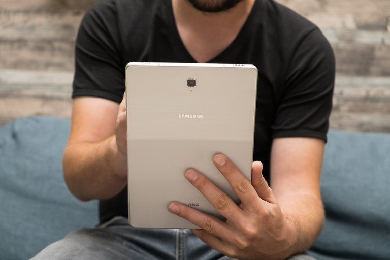 новый планшет-Samsung-Galaxy-Tab