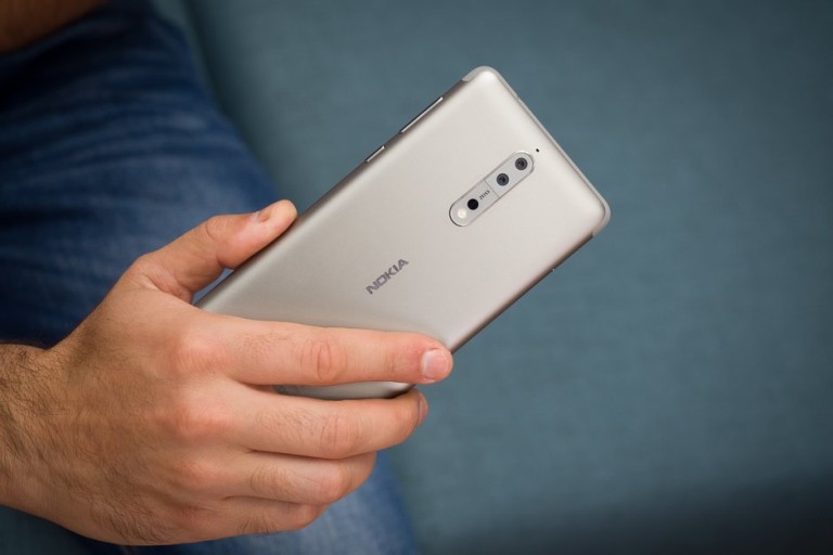 Nokia-8